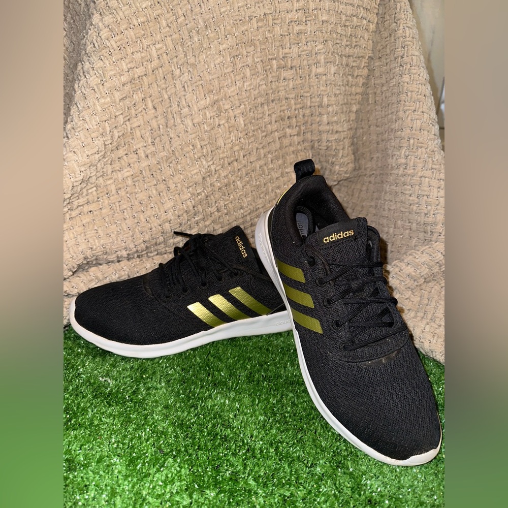 Women Black Adidas Sneakers